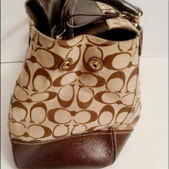 MINT CONDITION VERIFIED AUTHENTIC COACH HAMPTON - Picture 13 of 16